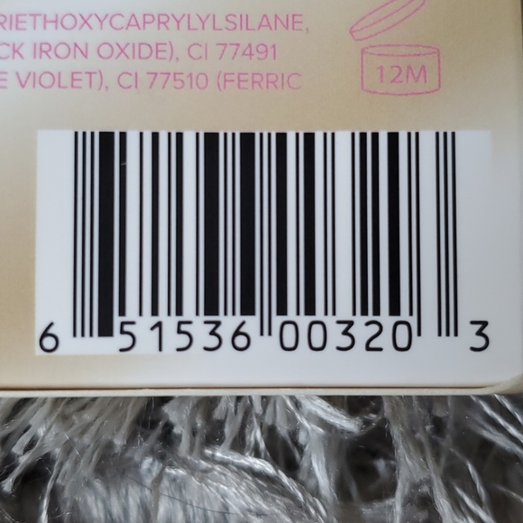 Beauty Bakerie Eyeshadow Palette - Picture 4 of 4